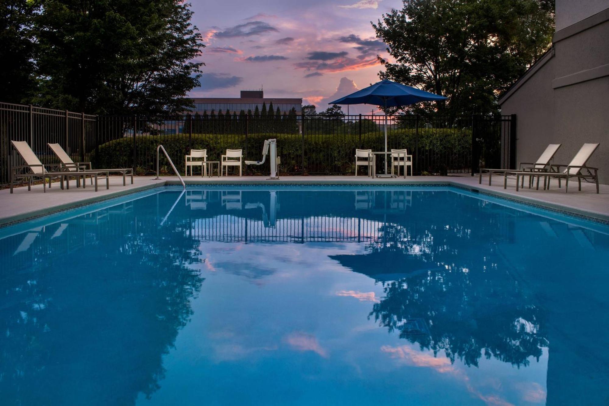 Springhill Suites By Marriott Atlanta Perimeter Center Sandy Springs Exteriér fotografie